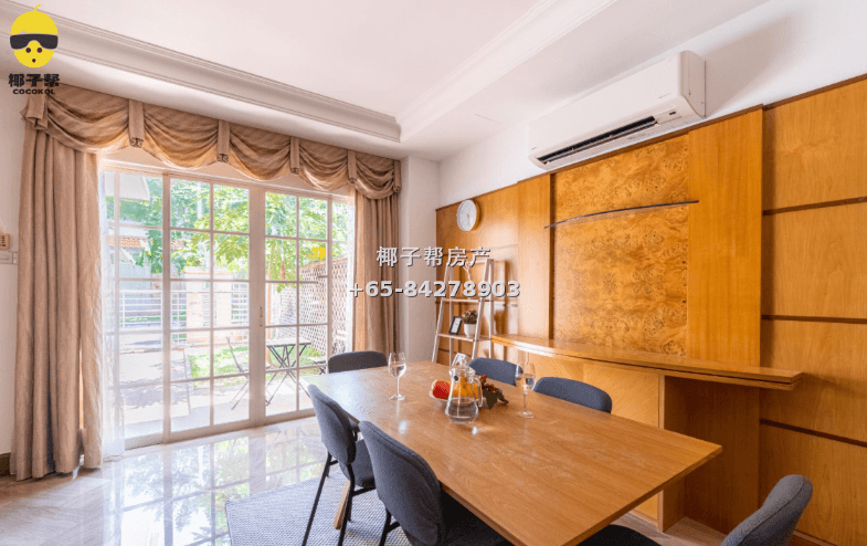 【For Rent】Master Bedroom with Private Bathroom at Kay Siang MRT Apartment 6