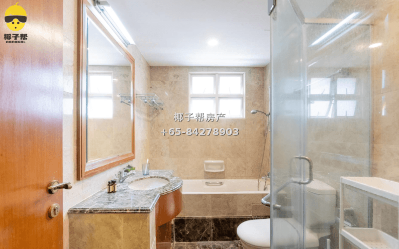 【For Rent】Master Bedroom with Private Bathroom at Kay Siang MRT Apartment 5