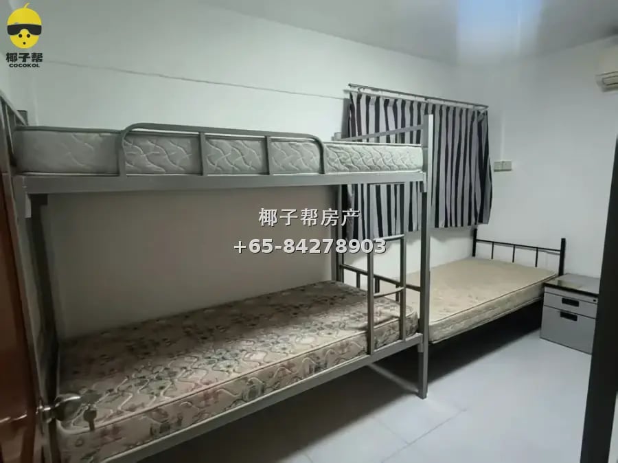 Male bed space in HDB flat near Lakeside MRT / Pasir Ris. Ut 1