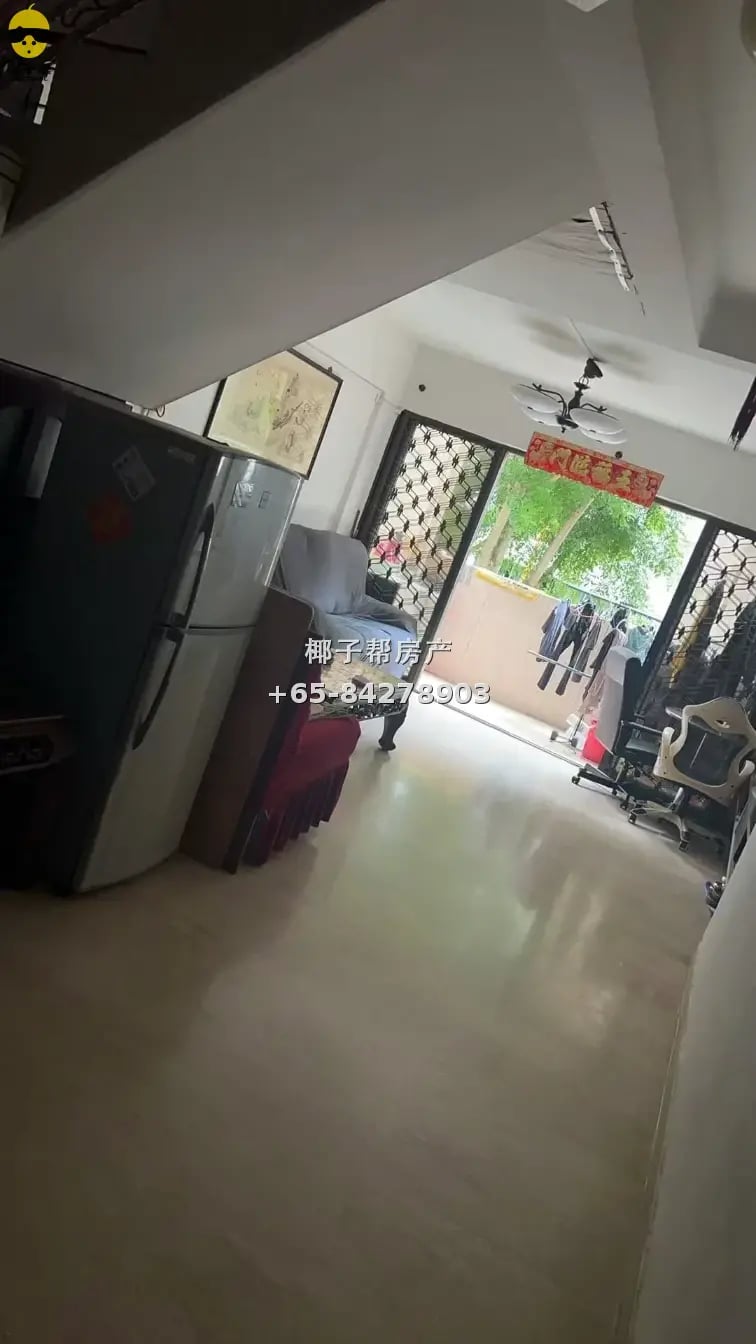 【出租】高文地铁站旁夫妻房/男床位 步行5分钟 包水电冷气可煮 4