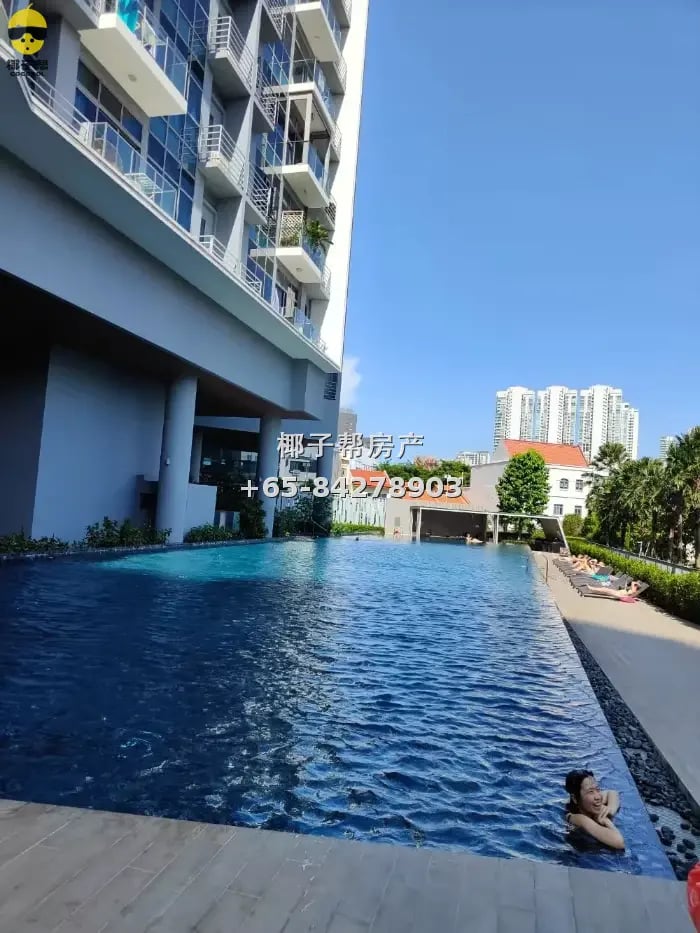 Next to Farrer Park MRT, single room in female apartment, ut 1