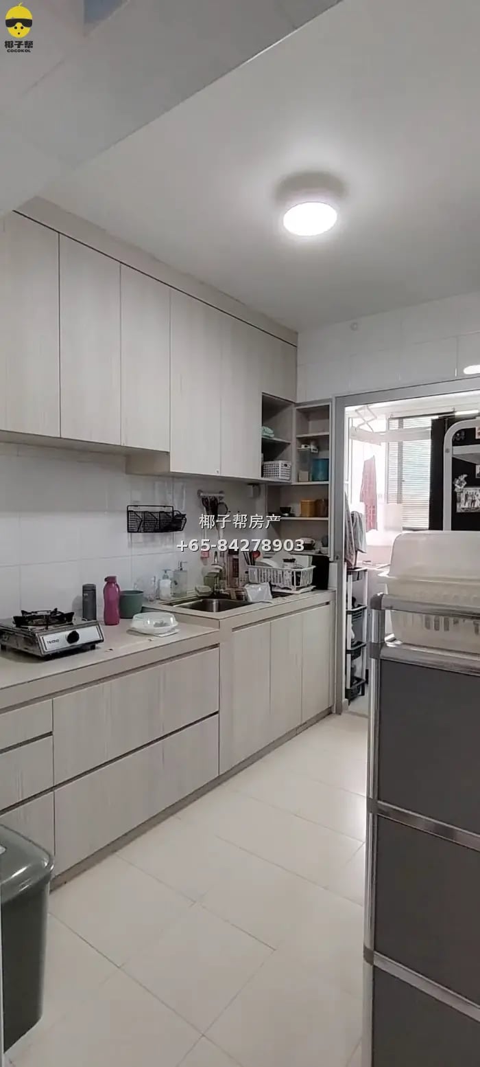盛港整套出租，靠近Rivervale Mall √三房式HDB flat出租 √周边有餐厅和杂货店 2