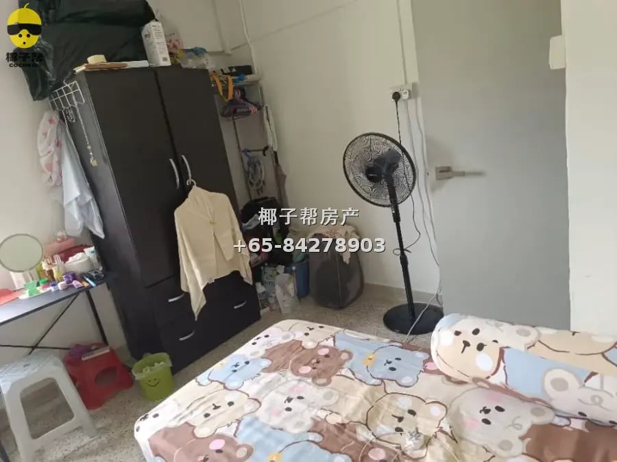 两个人一间，找一位女搭房550/人 1