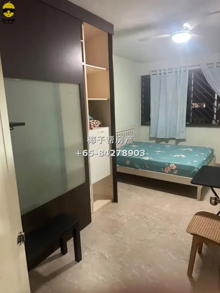 近南大 制造业地址 先驱地铁站大牌913 普通房间出租随时入住夫妻 男女女都可以 2