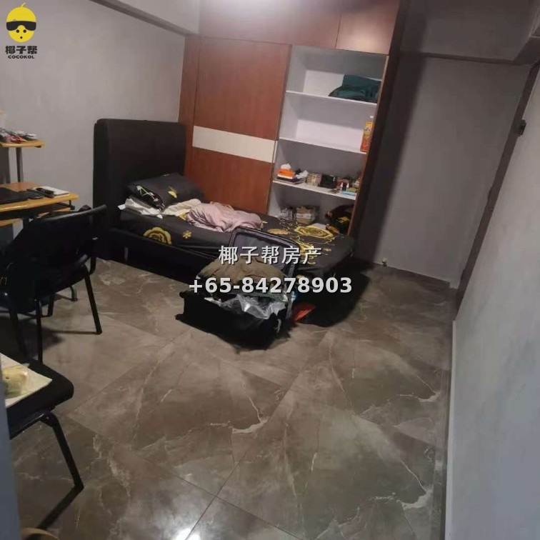 【出租】金文泰MRT组屋主人房独卫 2