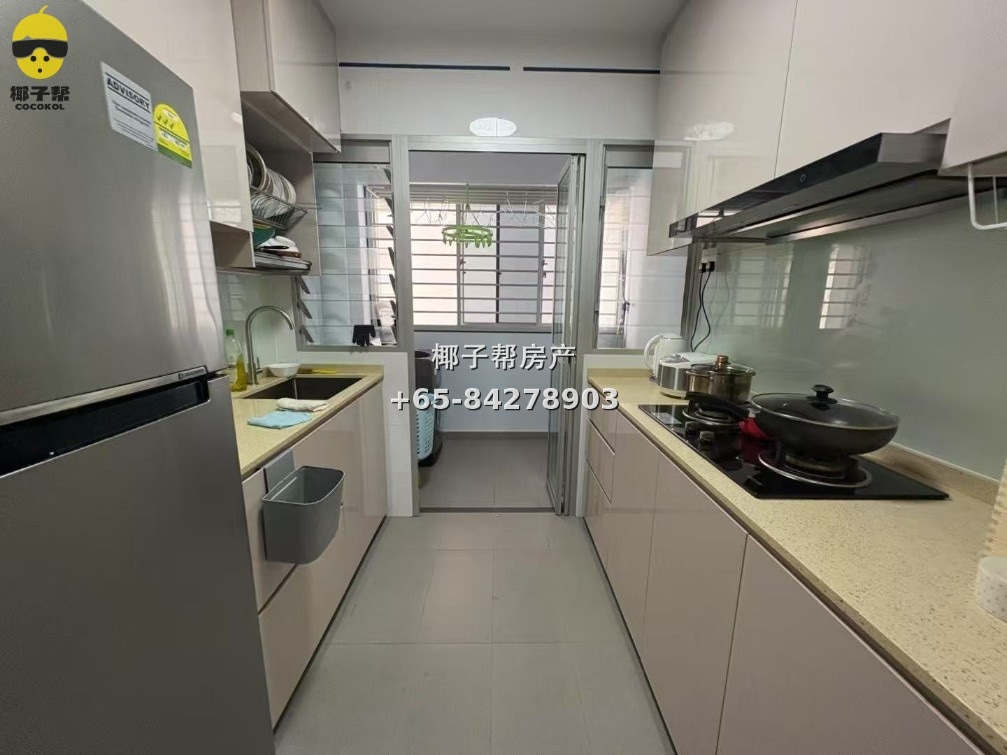 【出租】淡滨尼北MRT组屋主人房 6