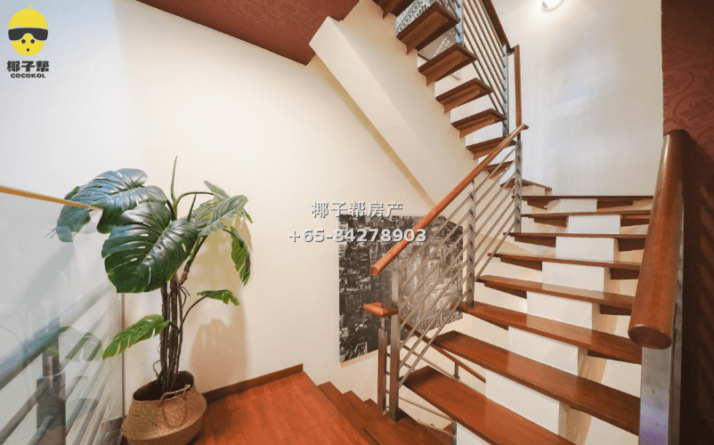 【For Rent】Master Bedroom in Serangoon MRT Apartment 1