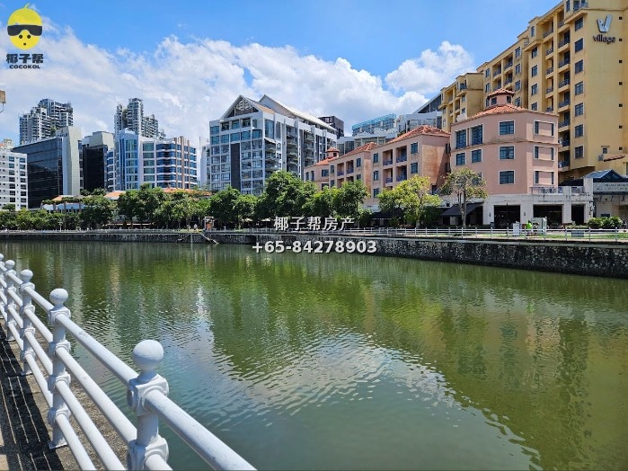 For rent: PSB/Kaplan/Bowen River Valley campus hotel-style river view master room (all females) 11
