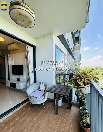 [For Rent] Hougang MRT Apartment Master Bedroom | Limited to Malaysian Chinese Female 1