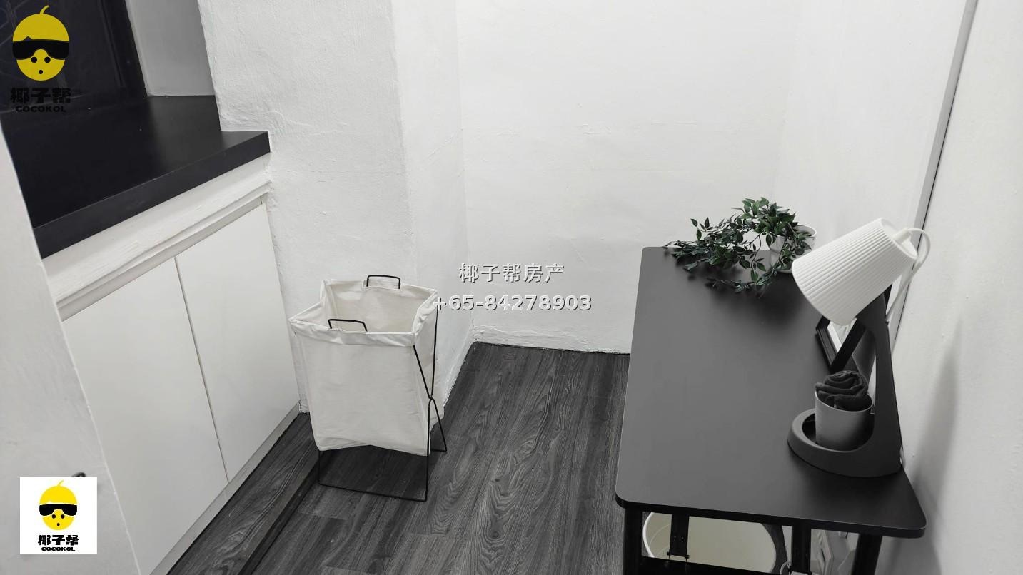 [For Rent] Lakepoint, next to Lakeside MRT Station, single room in a 7-bedroom 3-bathroom unit, near NTU 19