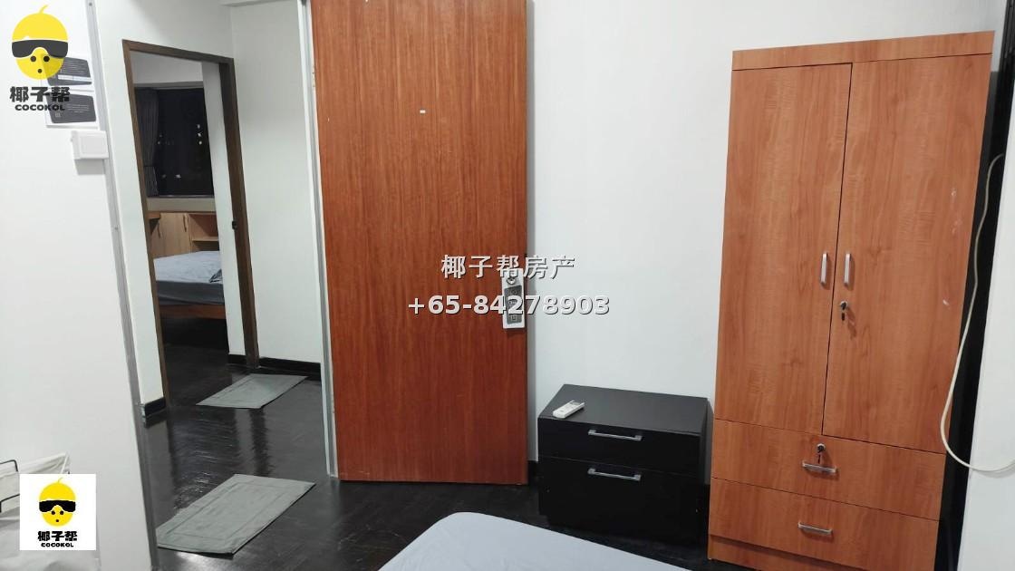 [For Rent] Lakepoint, next to Lakeside MRT Station, single room in a 7-bedroom 3-bathroom unit, near NTU 15