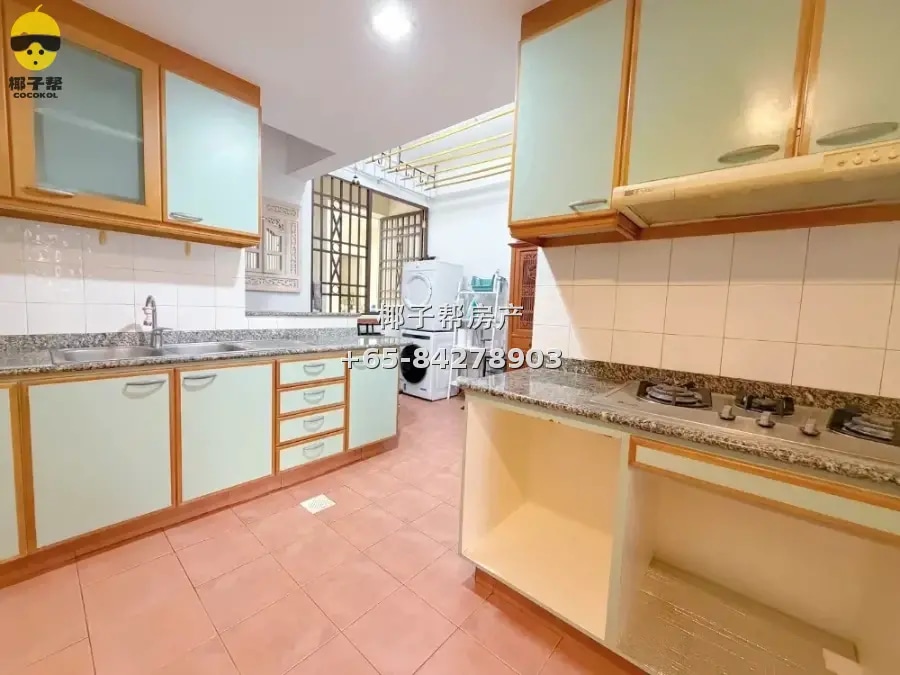 Pasir Ris apartment room for rent near MRT, utilities includ 1