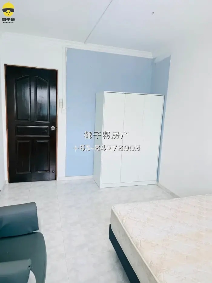 Shared room beside Bukit Panjang Petir LRT. Utilities includ 1