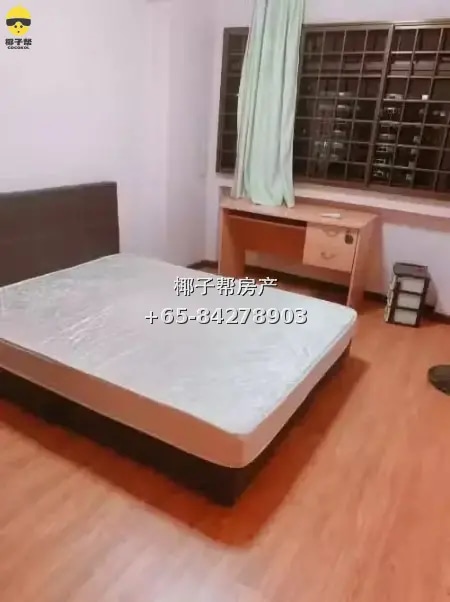 Common room in Choa Chu Kang near Yew Tee MRT. High floor, w 3