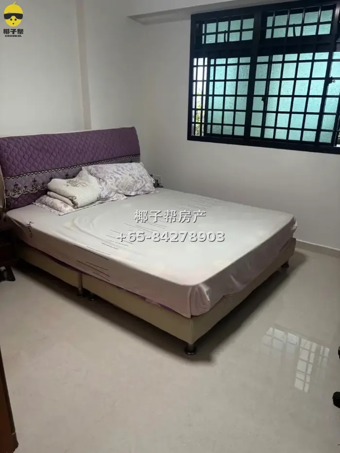 Common room in HDB flat beside Admiralty MRT Station. Utilit 1