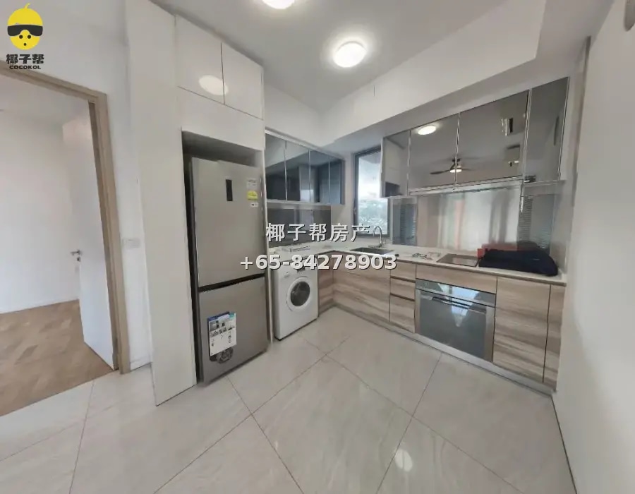 Kovan one-bedroom apartment, near MRT, regular square layout 3