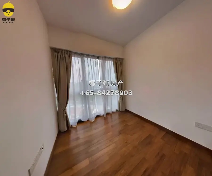 Three-bedroom apartment at Fourth Avenue Residences, next to 6