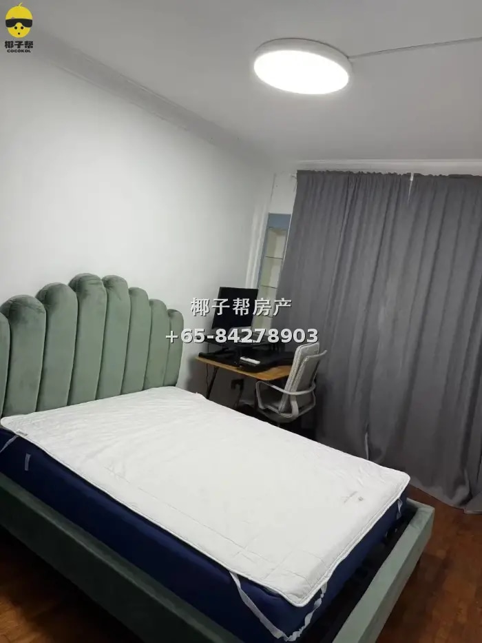 Master bedroom in HDB flat next to Sembawang MRT station, 5- 1