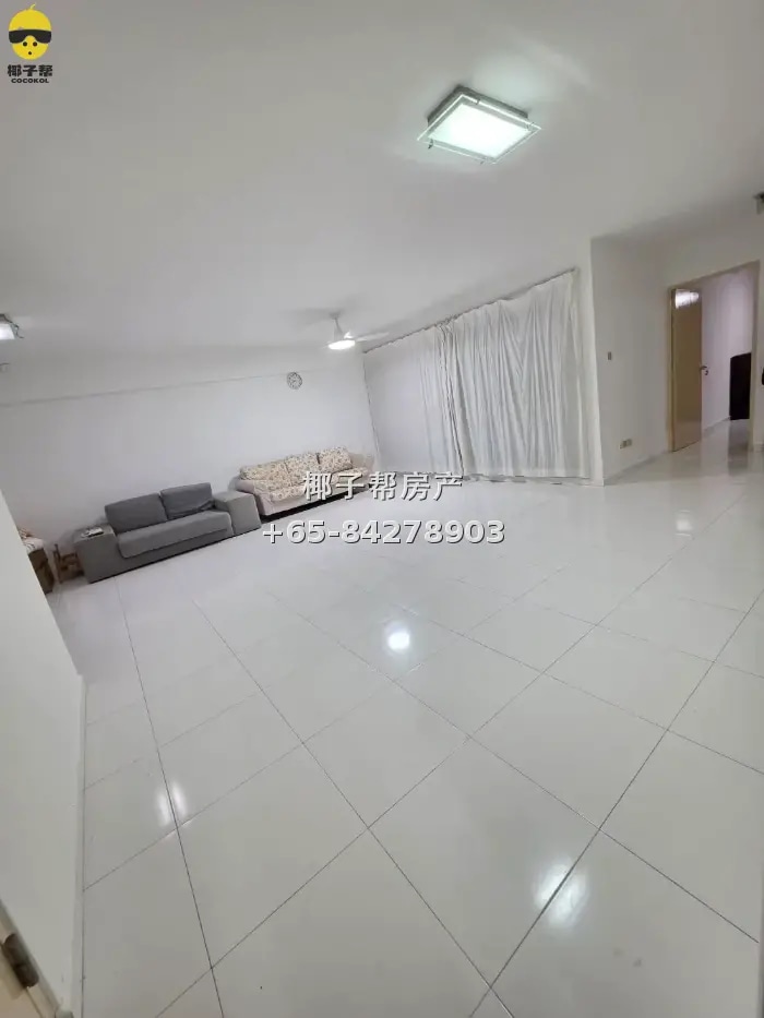 Jurong West 5-room HDB flat near Boon Lay MRT Station, whole 3