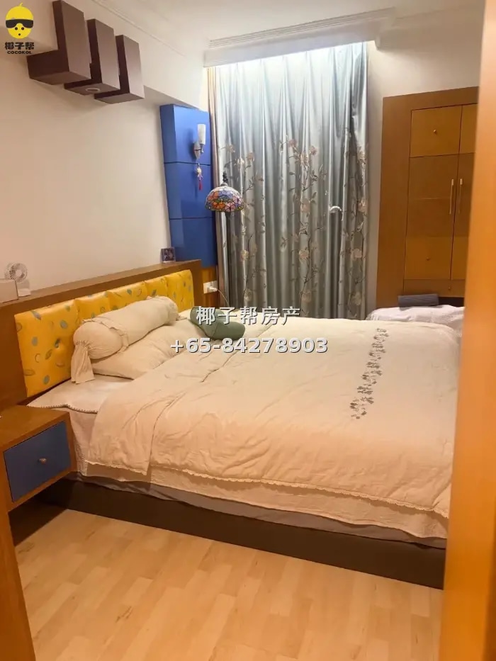 Sembawang corner master bedroom, near MRT, utilities include 1