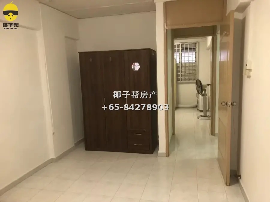 Whole HDB flat for rent in Yishun, 2 bedrooms and 1 living r 4