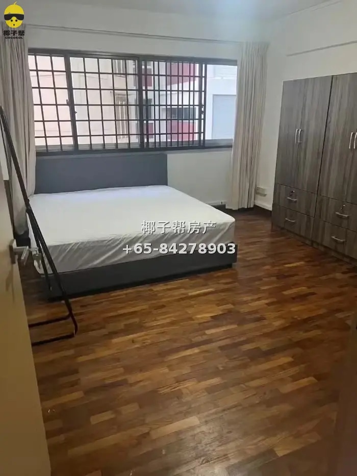 Air-conditioned HDB room next to Keat Hong LRT in Choa Chu K 5