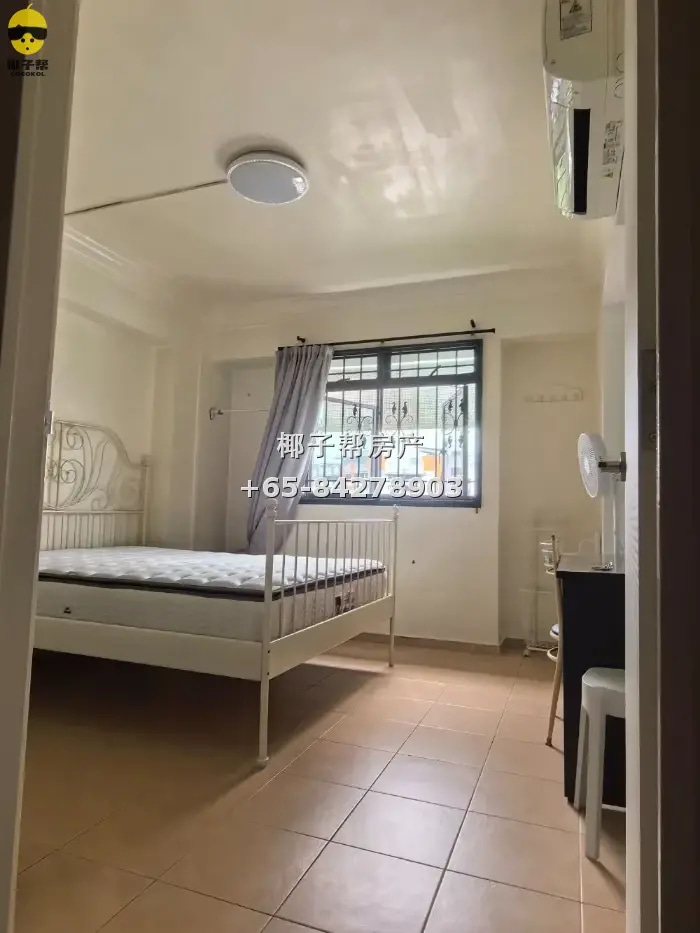 Sengkang high-floor common room. Near Bakau LRT Station. Uti 1