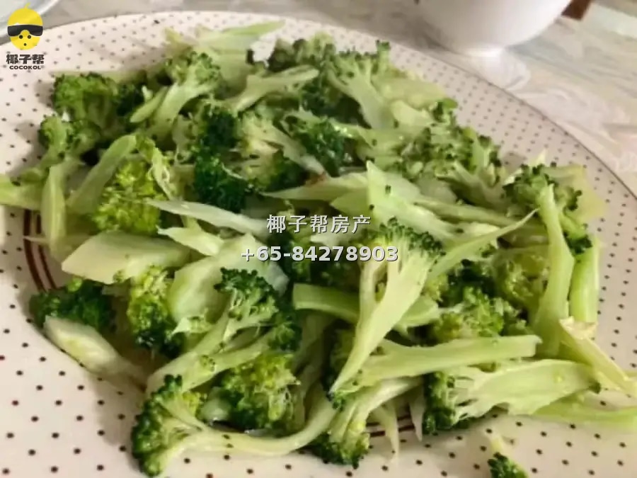 Pasir Ris homestay single room, includes utilities and three 4