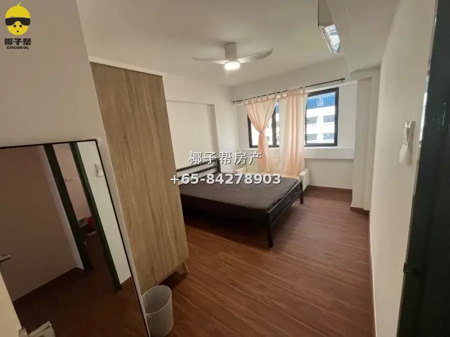 Jurong West near Boon Lay female single room, utilities incl 2