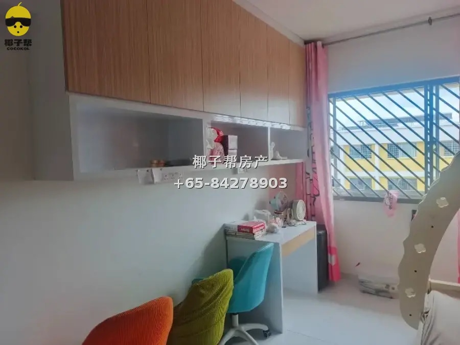 Study room in HDB flat beside Yishun Khatib MRT Station. Inc 2