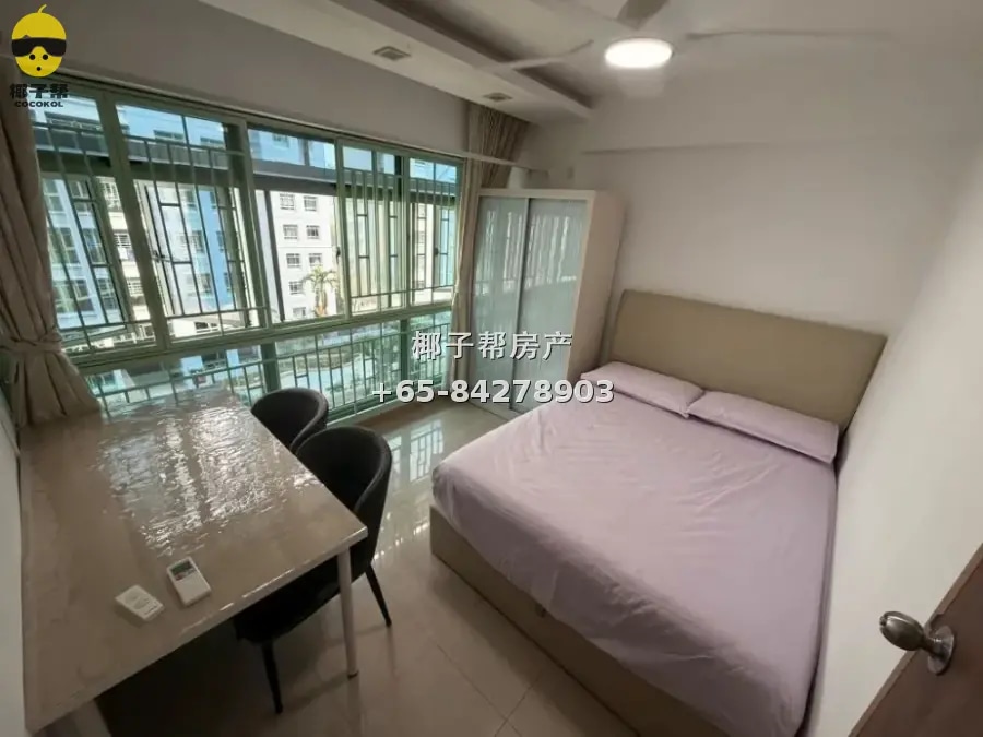 High-floor common room opposite Punggol LRT Station. No agen 1