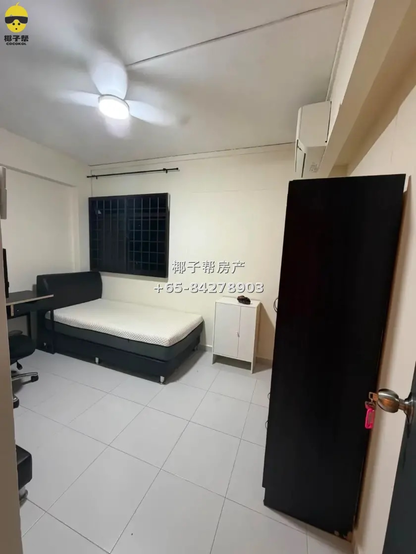 Woodlands HDB common room, utilities included, cooking allow 2