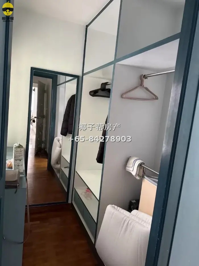 Master bedroom in HDB flat next to Sembawang MRT station, 5- 2