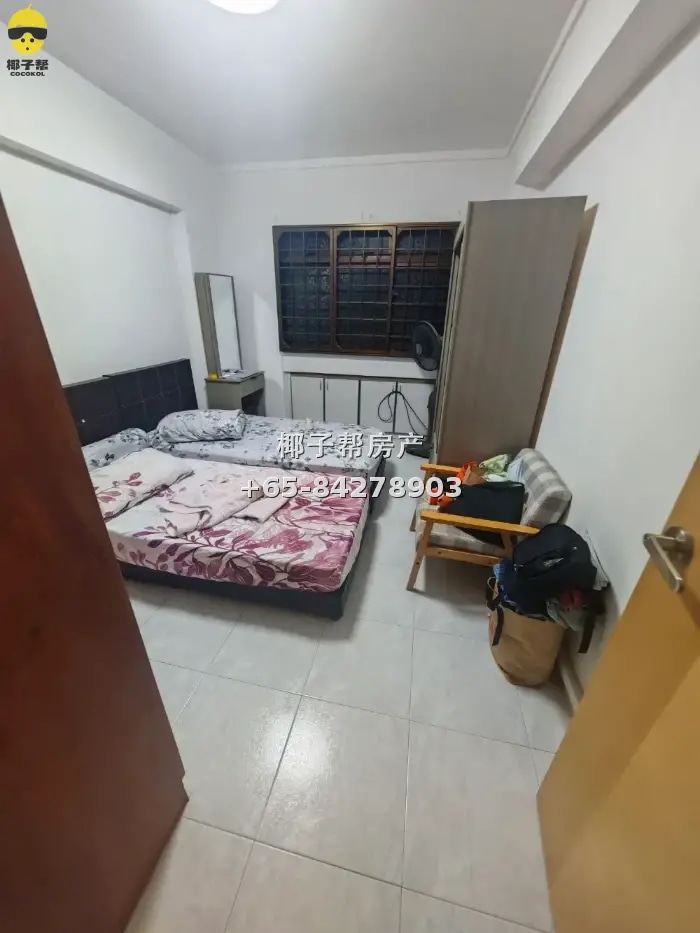 HDB common room near Lakeside MRT, utilities included, can r 1