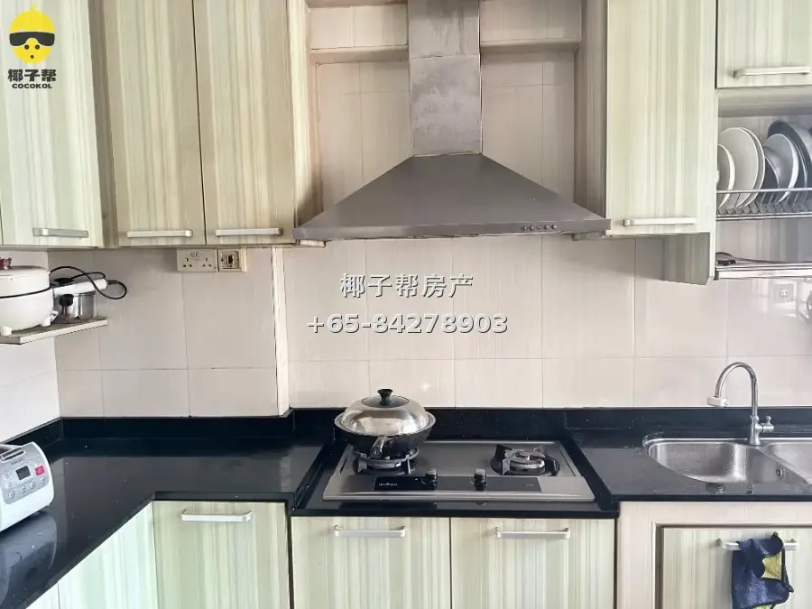 Pasir Ris HDB air-conditioned shared room, all utilities inc 3