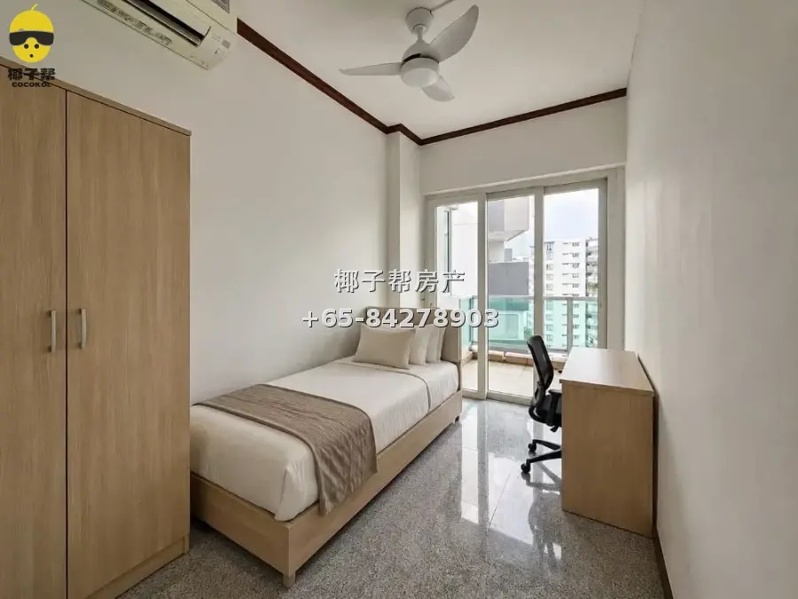 Choa Chu Kang The Warren Condominium Common Room, 3-minute w 4