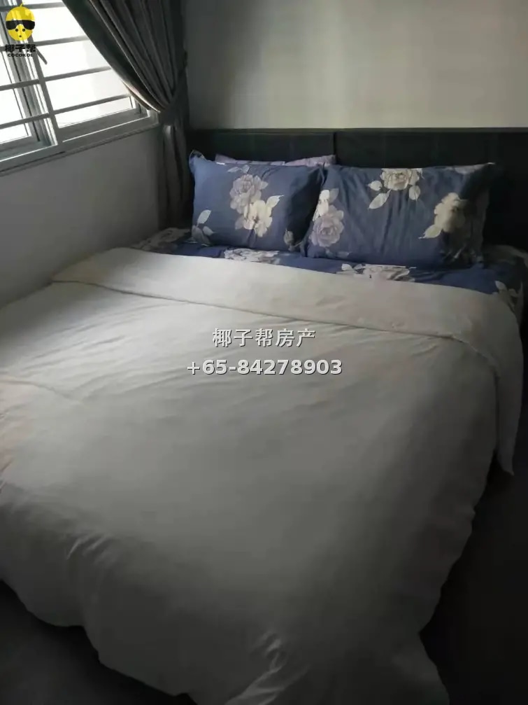 Punggol Crest female single room, near MRT, utilities includ 1