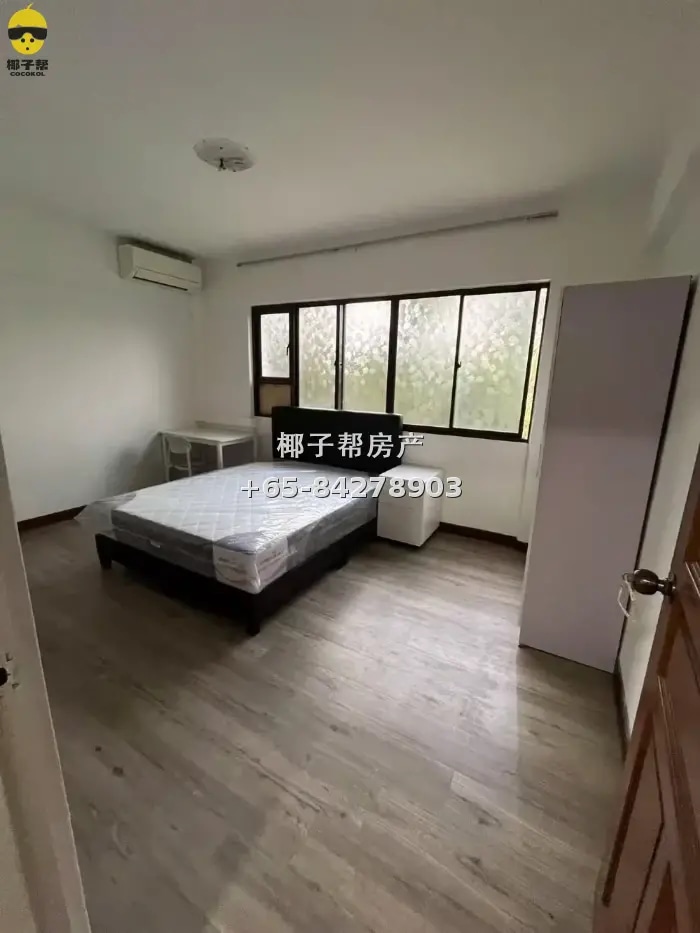 Laguna Park next to Siglap MRT Station - newly renovated sha 2
