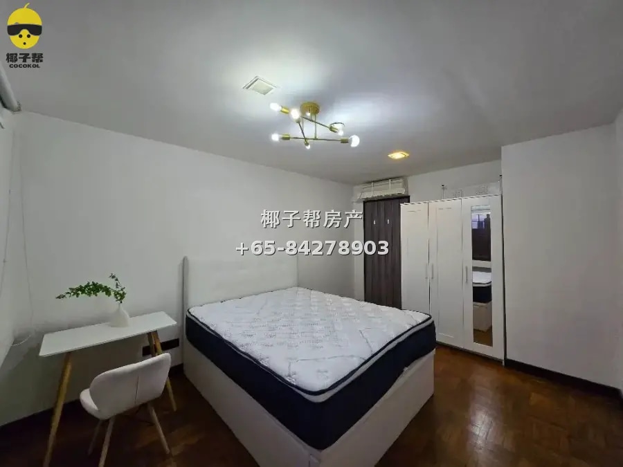 Common room in apartment 1 minute from Chinatown MRT, furnis 4