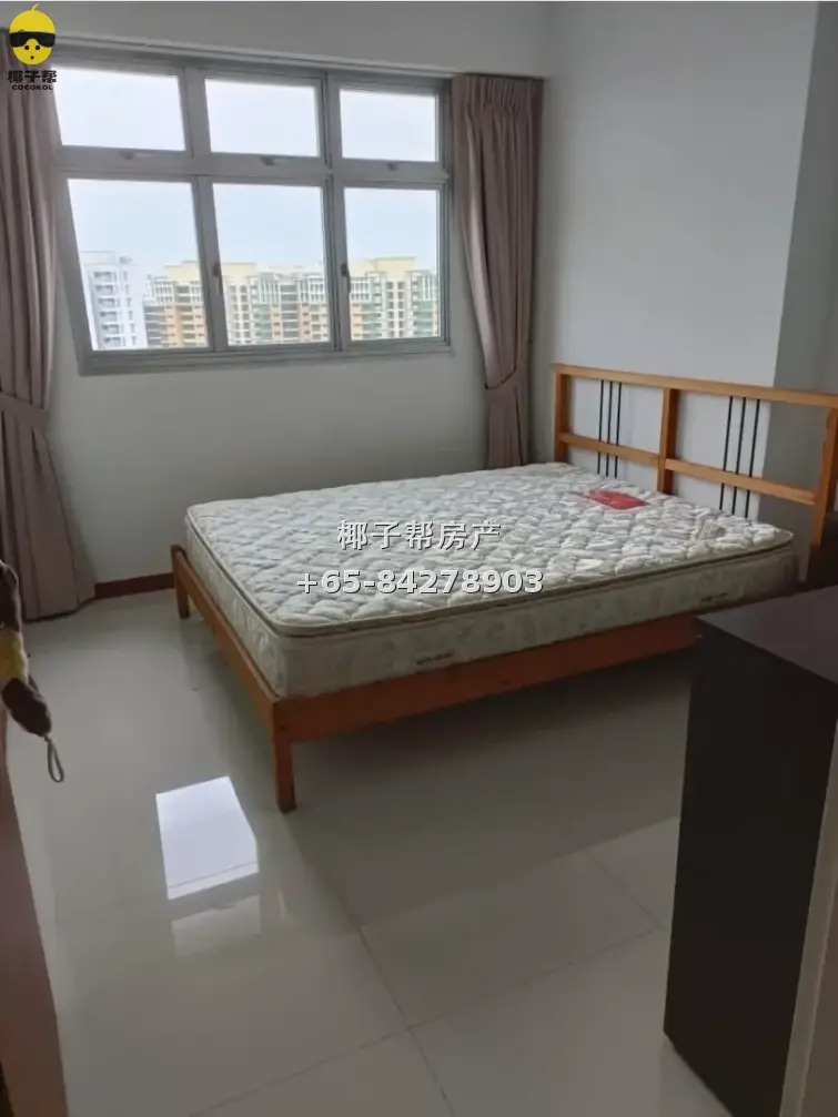 Common room in HDB flat beside Admiralty MRT station. Utilit 1