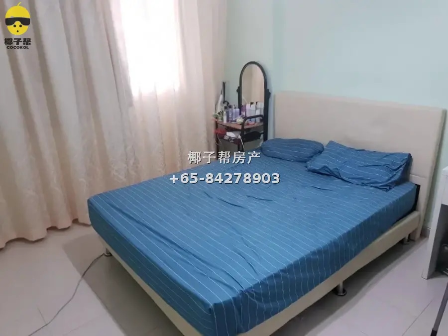 3-room HDB flat next to Yishun MRT station. Whole unit renta 3
