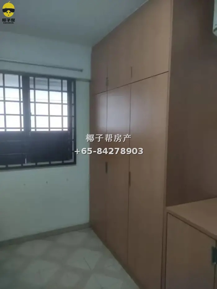 Common room beside Boon Keng MRT Station, 8-minute walk, uti 4