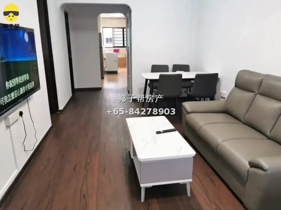 【出租】义顺卡迪地铁旁组屋单间 限女生 包水电 步行3分钟到站 1