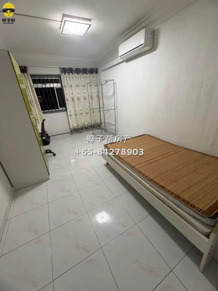 【出租】油池地铁站旁组屋普通房 夫妻可住包水电 1