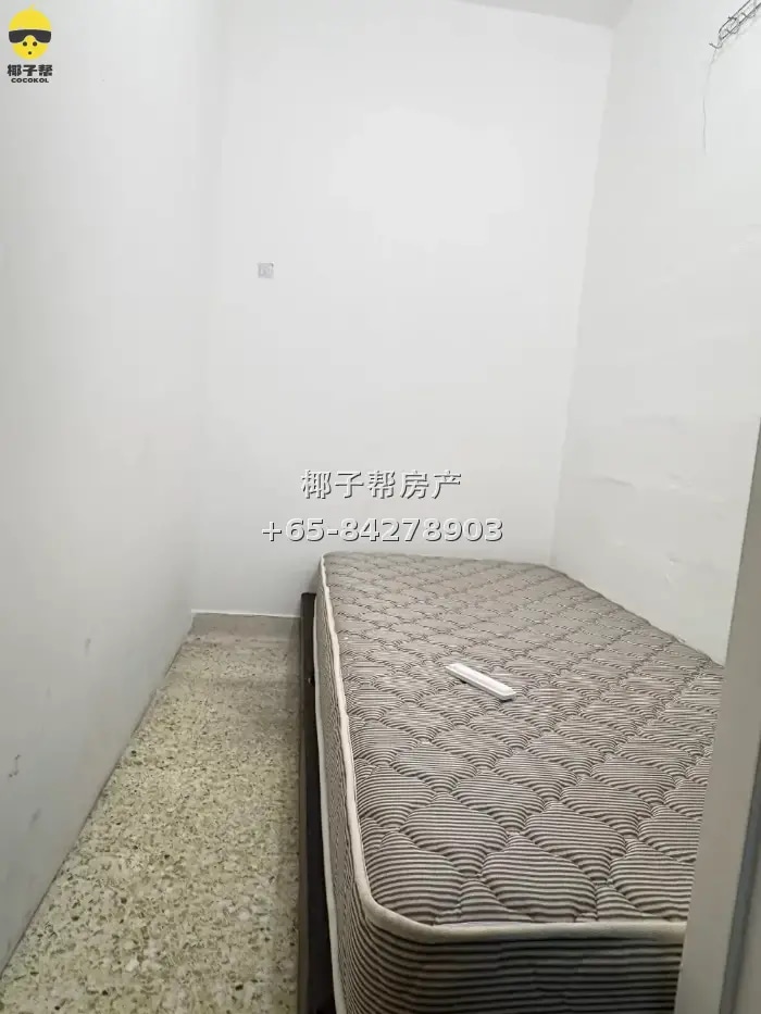 【出租】勿洛南组屋普通房 步行约12分钟达勿洛地铁站 1