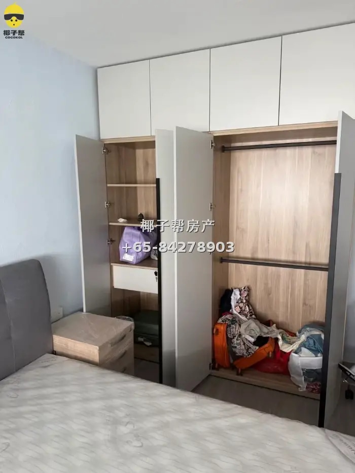 【出租】马西岭地铁旁组屋大普通房 包水电冷气 夫妻可住 2