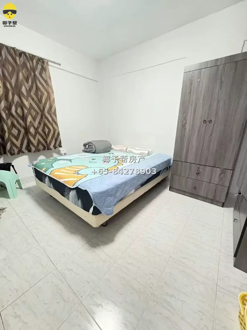 【出租】勿洛北组屋普通房 无中介费 夫妻可住 近蓄水池地铁 1