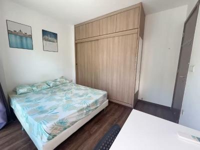 Yalong Lane 9 Apartment Large Common Room with Balcony 2