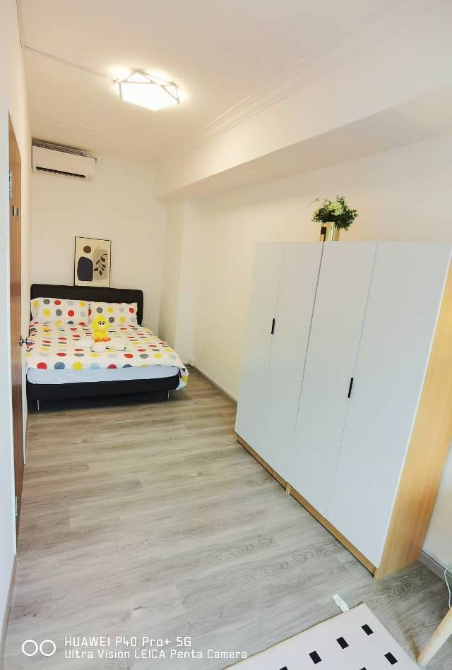 Somerset MRT Apartment for Rent 1
