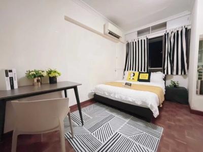 Jinwen Tai Common Room for Rent 1